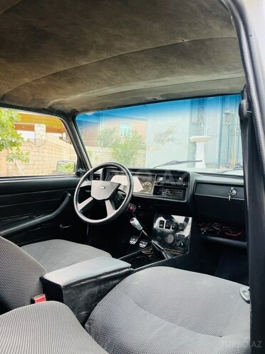 LADA (VAZ) 2107-2