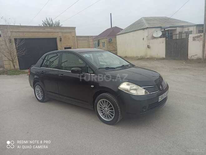 Nissan Tiida-3