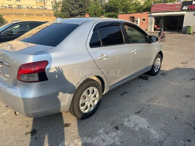 Toyota Yaris-3