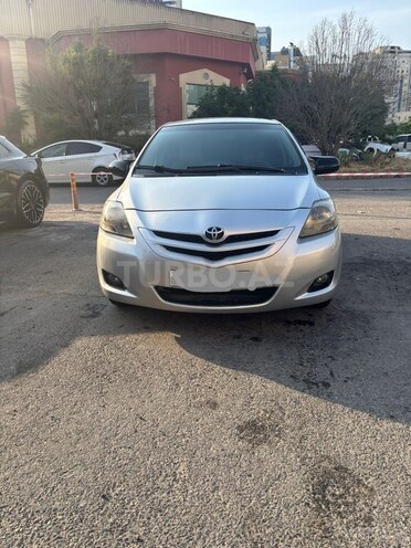 Toyota Yaris-1