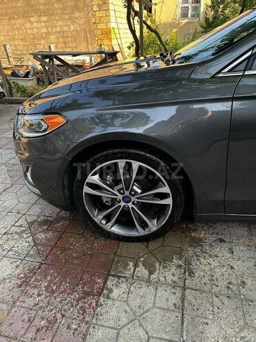 Ford Fusion (North America)-6