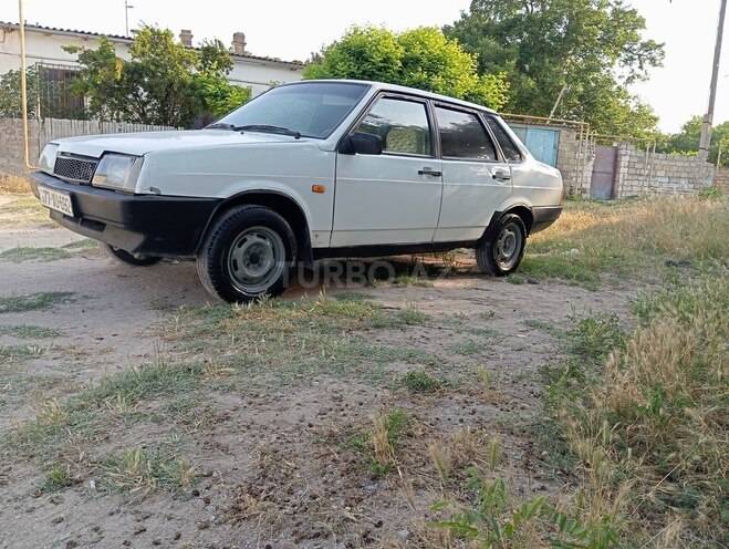 LADA (VAZ) 21099-5