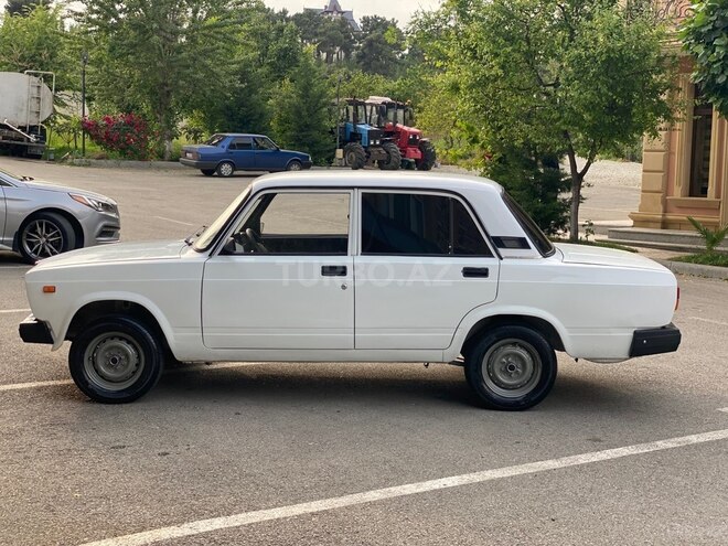 LADA (VAZ) 2107-6