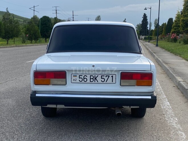 LADA (VAZ) 2107-2