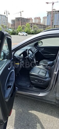 Hyundai Santa Fe-8