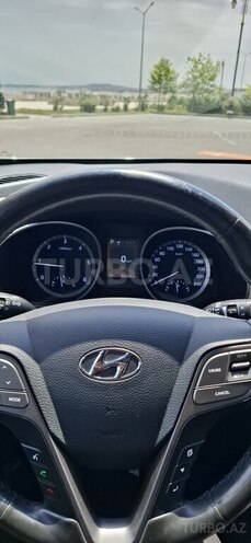 Hyundai Santa Fe-15