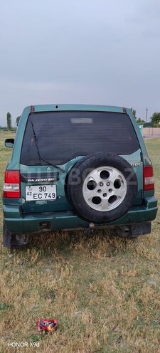 Mitsubishi Pajero io-4