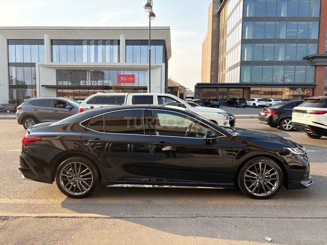 Toyota Camry-3