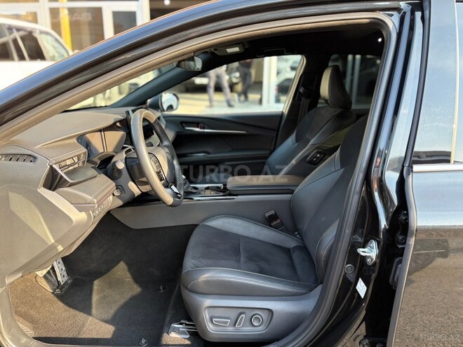 Toyota Camry-5