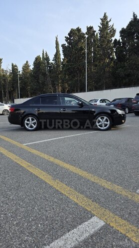 Hyundai Sonata-11