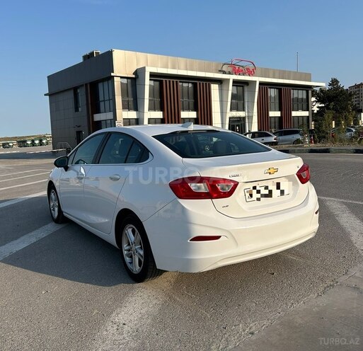 Chevrolet Cruze-9
