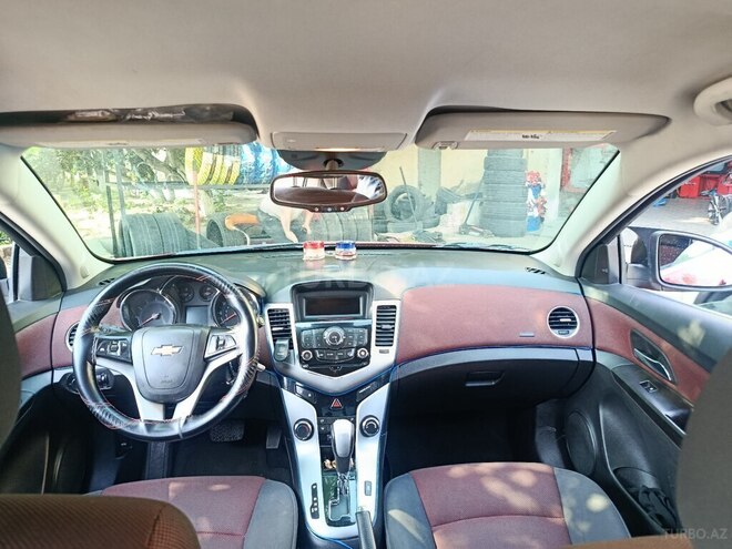 Chevrolet Cruze-4