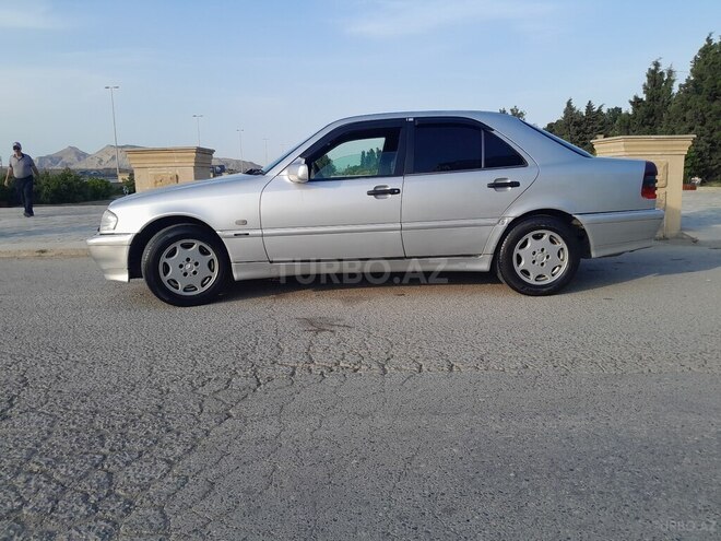 Mercedes C 180-3