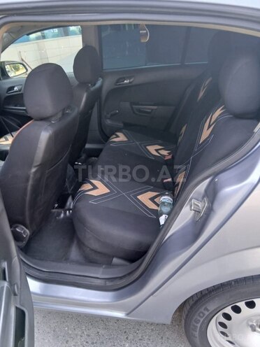 Opel Astra-7