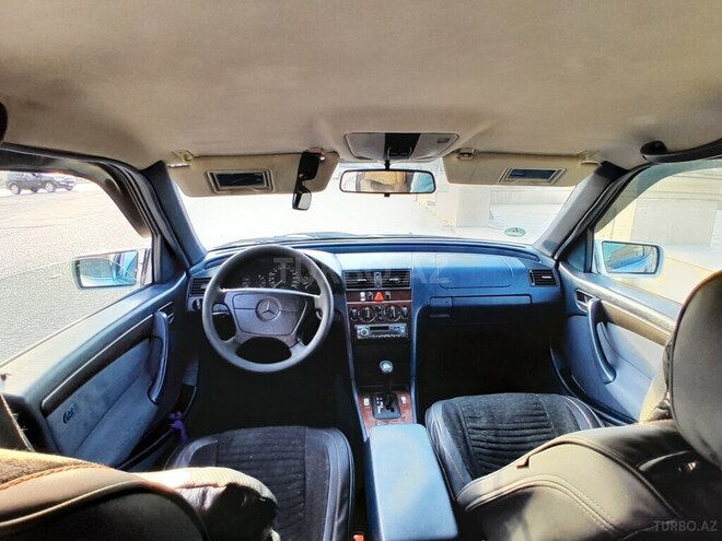 Mercedes C 180-7