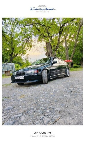 BMW 323-1