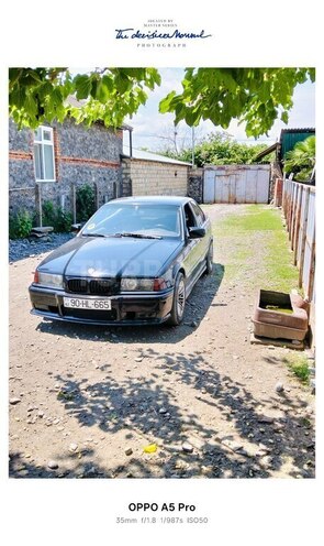BMW 323-5