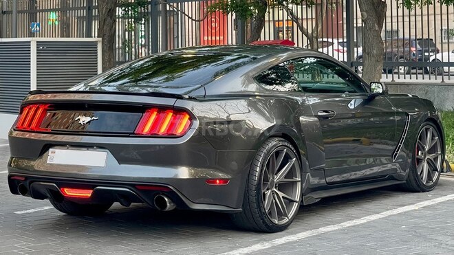 Ford Mustang-5