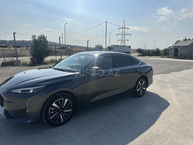 Changan Qiyuan A05-3