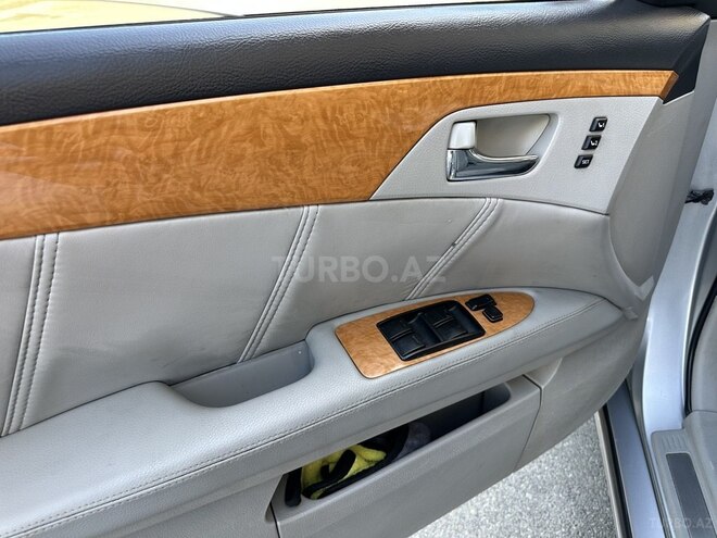 Toyota Avalon-14
