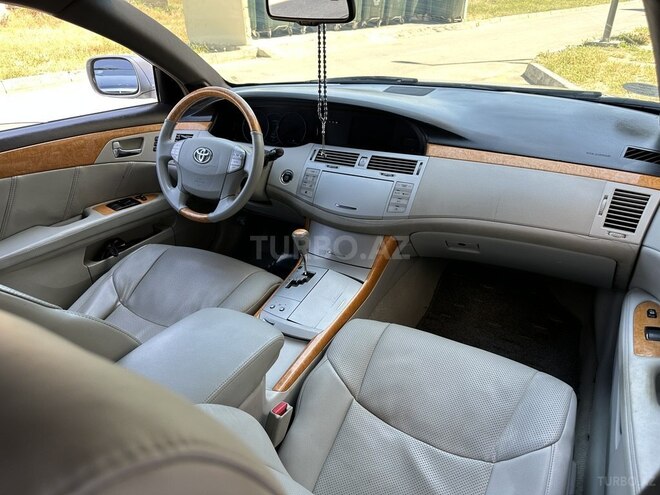 Toyota Avalon-13