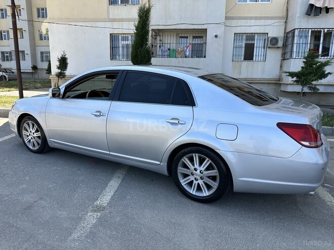 Toyota Avalon-8