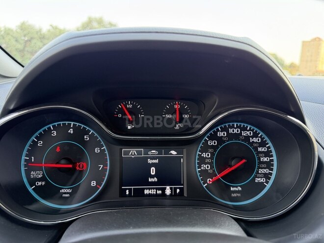 Chevrolet Cruze-16