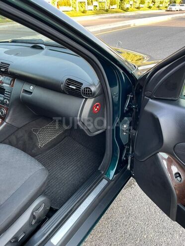 Mercedes C 230-18