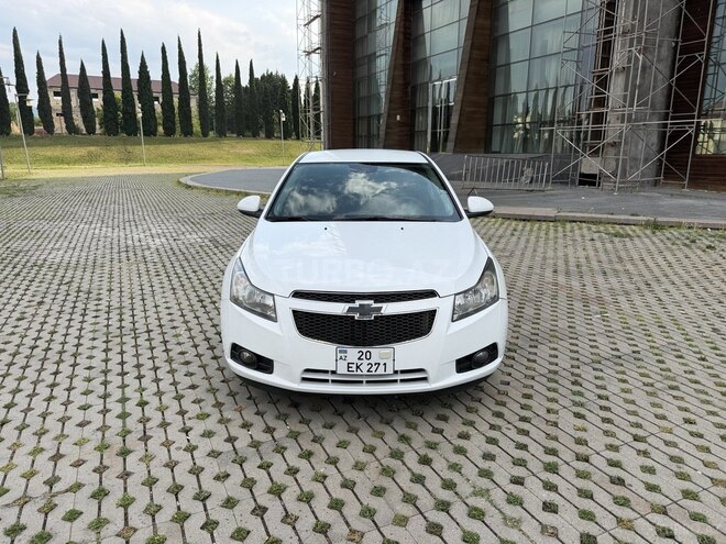 Chevrolet Cruze-1