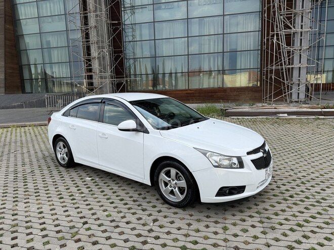Chevrolet Cruze-2