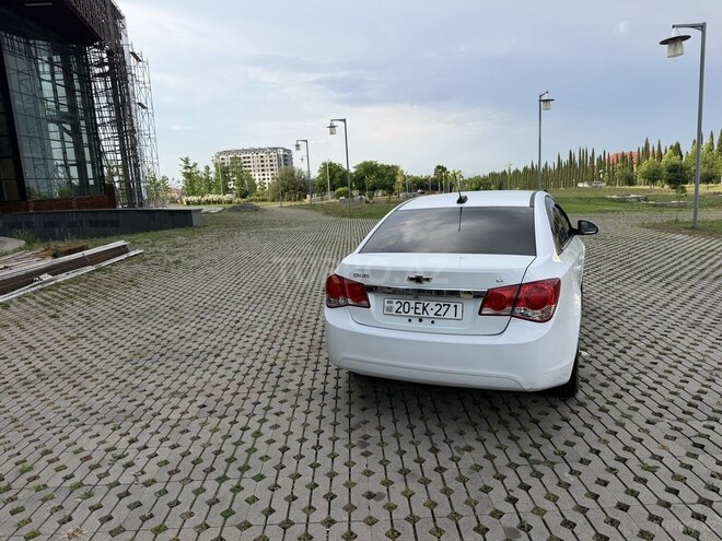 Chevrolet Cruze-3