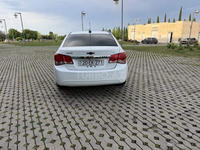 Chevrolet Cruze-4