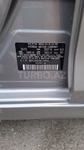 Hyundai Accent-20