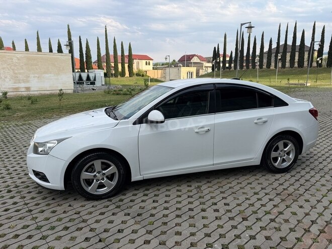 Chevrolet Cruze-5