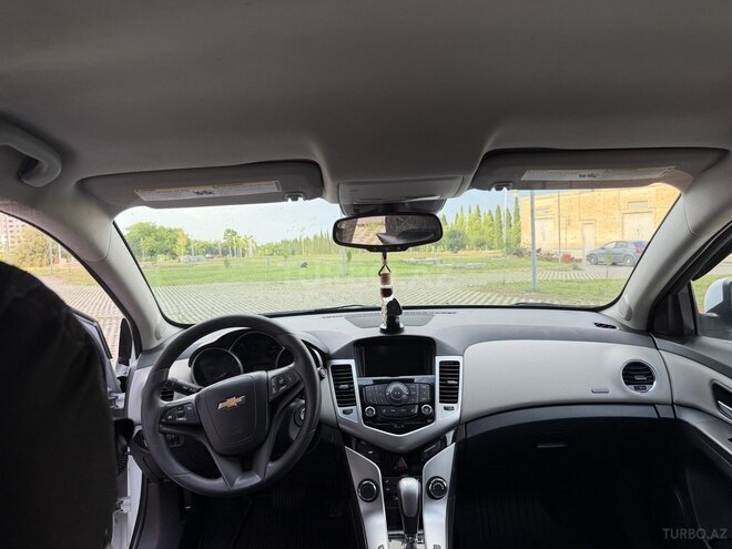 Chevrolet Cruze-6