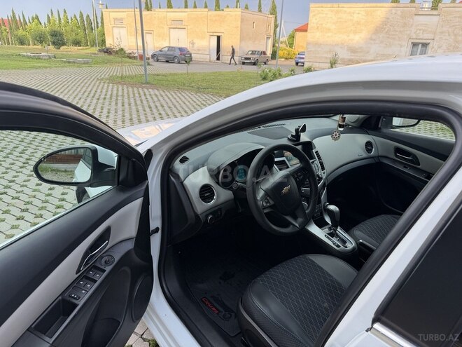Chevrolet Cruze-7