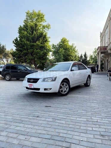 Hyundai Sonata-2
