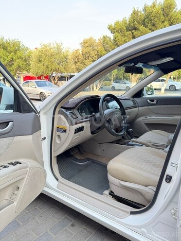 Hyundai Sonata-9