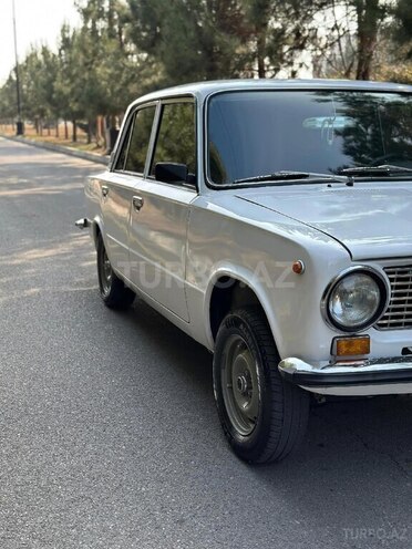 LADA (VAZ) 21011-5