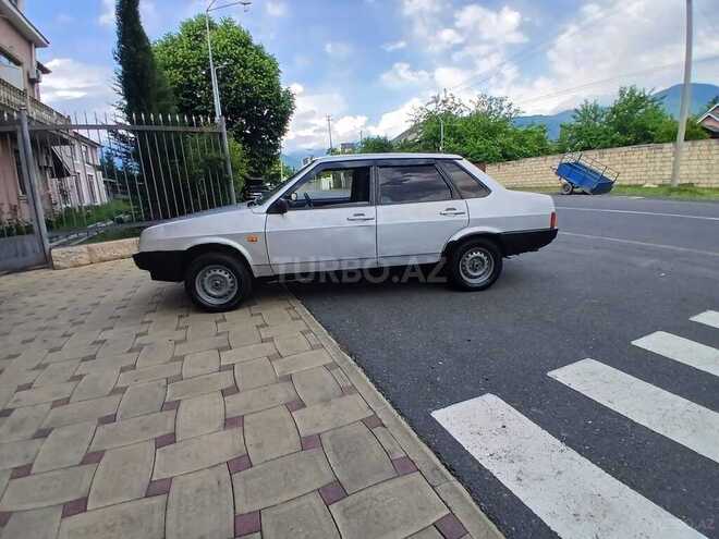LADA (VAZ) 21099-8