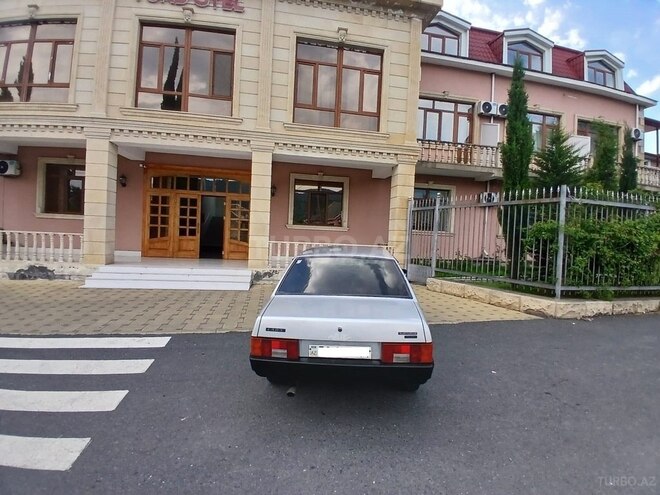 LADA (VAZ) 21099-4