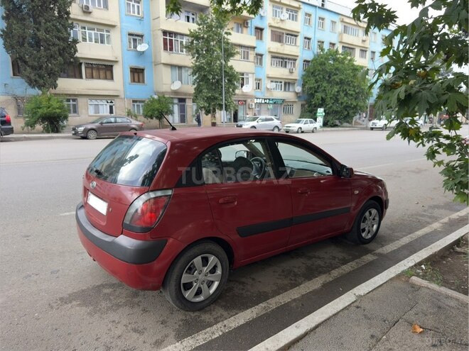 Kia Rio-4