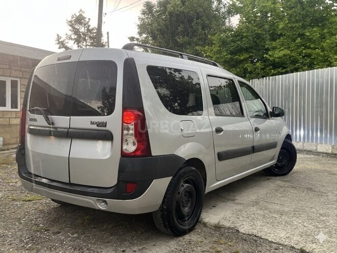 Dacia Logan-4