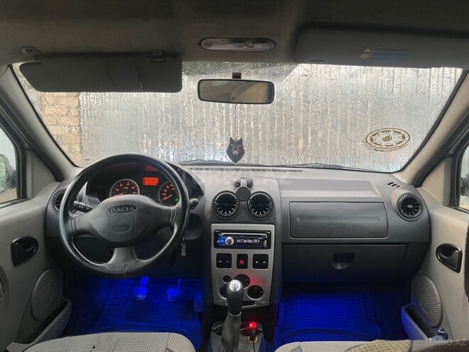 Dacia Logan-7