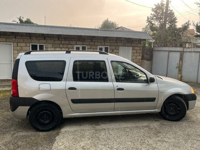 Dacia Logan-5