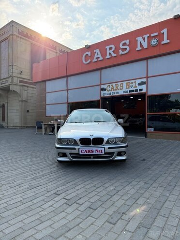 BMW 523-1