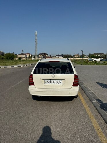 Mercedes C 220-2