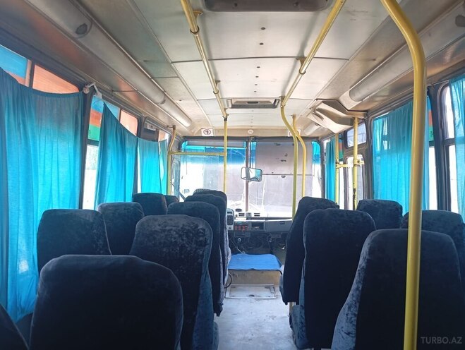 Isuzu Ecobus-5