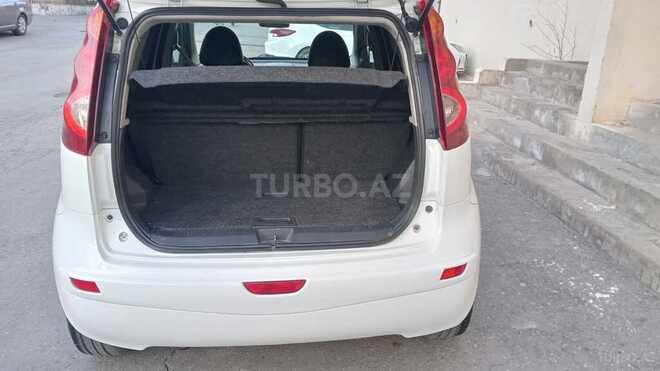 Nissan Note-3