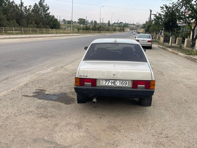 LADA (VAZ) 21099-7